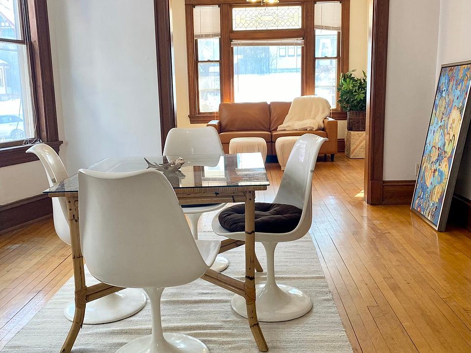 1st image of 837 Margaret St #1