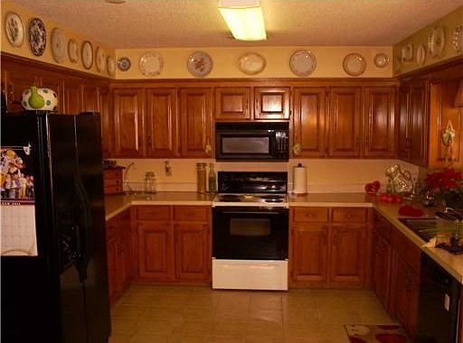 3rd image of 1685 E Susan Dr