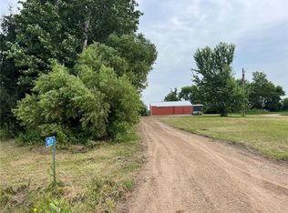 W8330 Hixwood Rd, Thorp, WI 54771