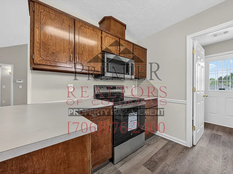 6788 Mitchell Dr — Photo 6