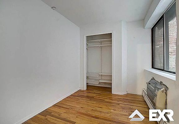 4th image of 530 W 47th St APT 1B