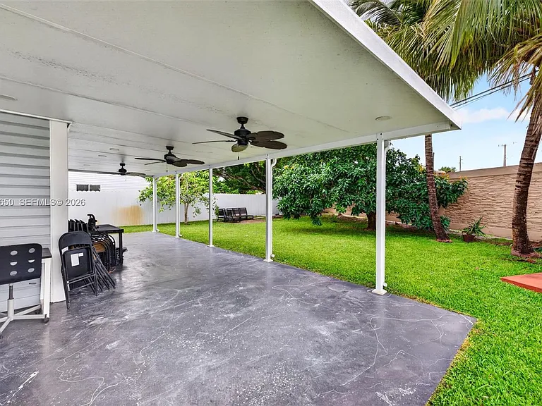 1710 SW 83rd Ter — Photo 30