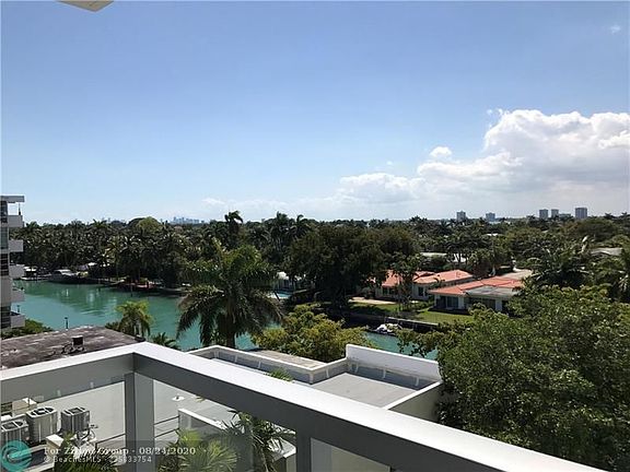 5th image of 9940 W Bay Harbor Dr #6C