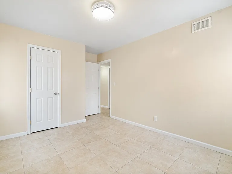 36 Crossgate Rd #1 — Photo 13