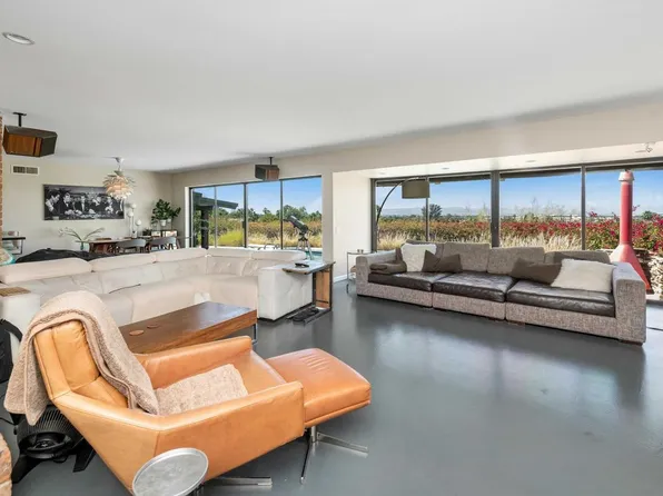 5526 N Camelback Canyon Dr, Phoenix, AZ 85018
