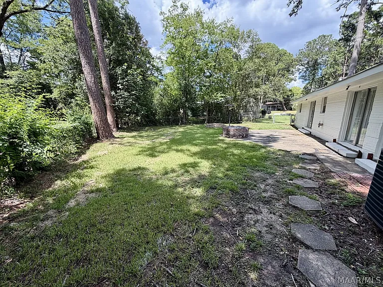 1216 Karen Rd — Photo 17