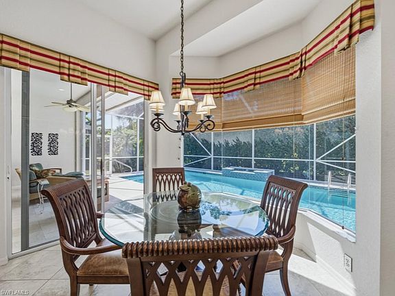 3rd image of 5835 Persimmon WAY