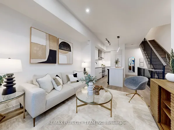 118 Peter St, Toronto, ON M5V 2G7