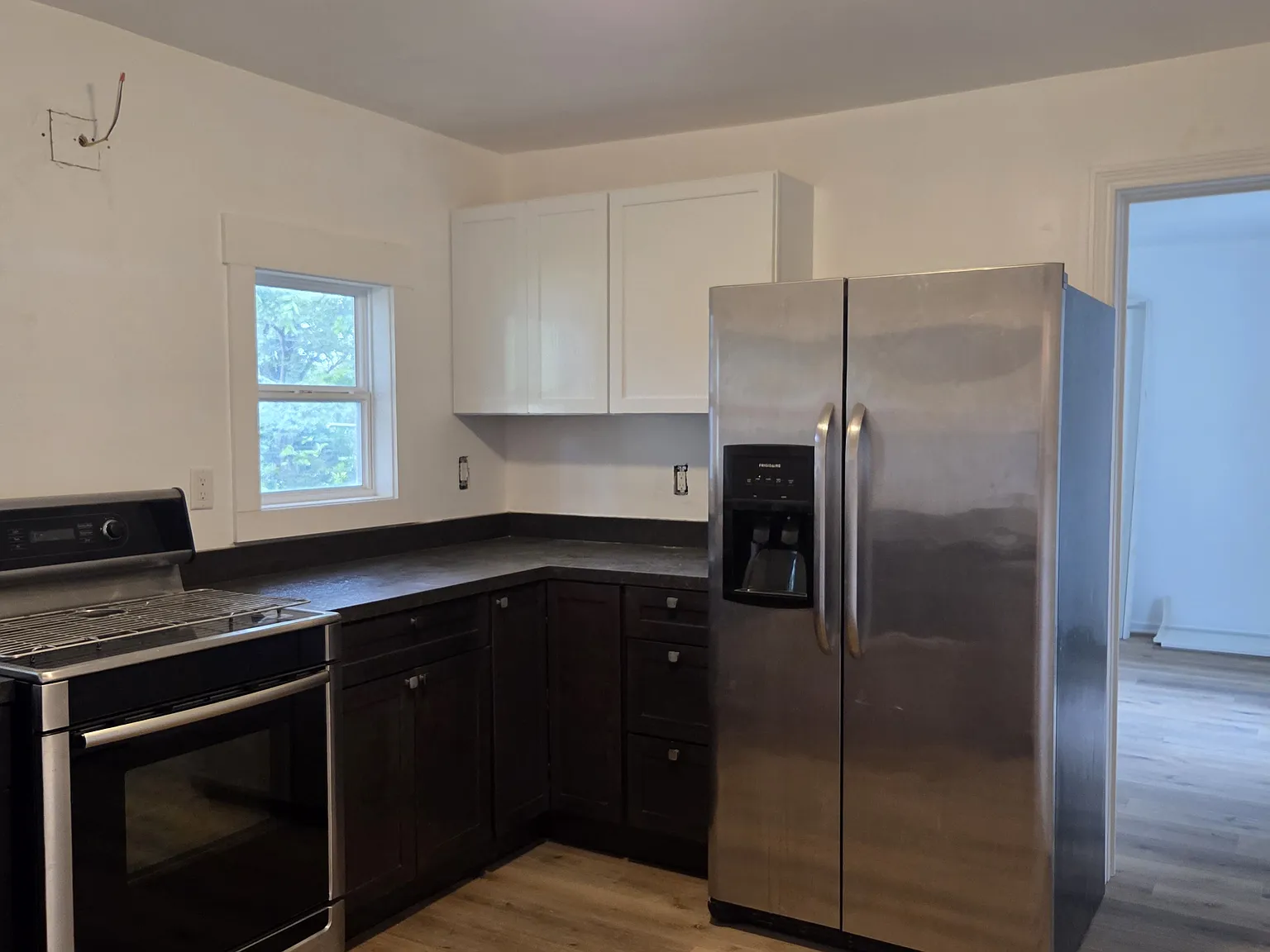 3 bed, $1,500 — Photo 2