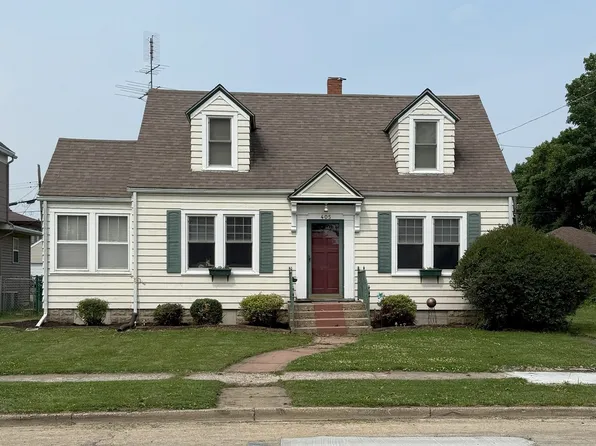 405 N Division Ave, Polo, IL 61064