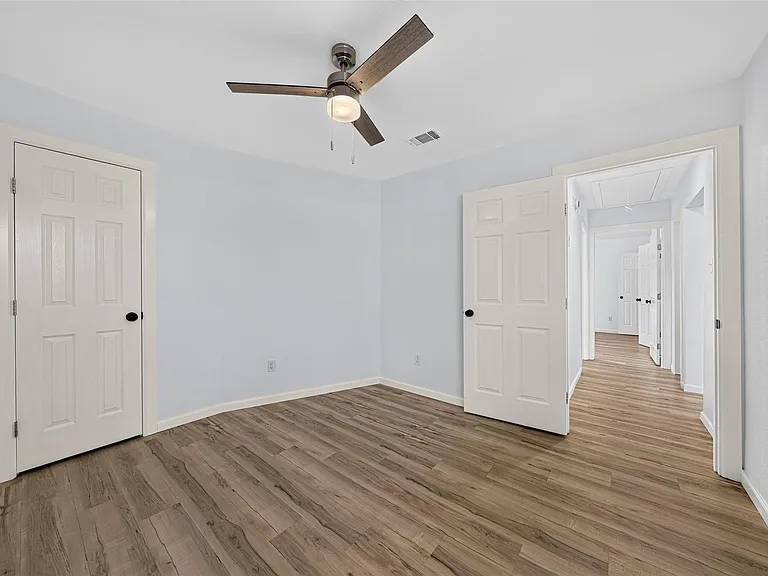 17006 Enchanted Cir E — Photo 18