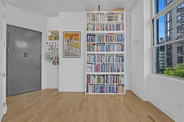 Living room, photo 1