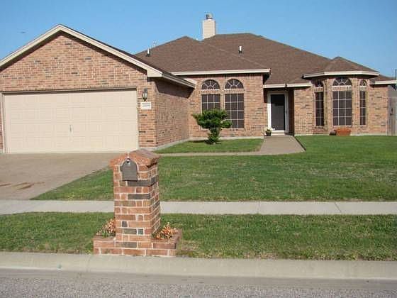 1st image of 2609 Fleece Dr