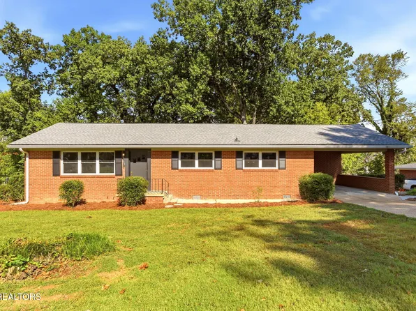 411 Woodland Dr, Clinton, TN 37716