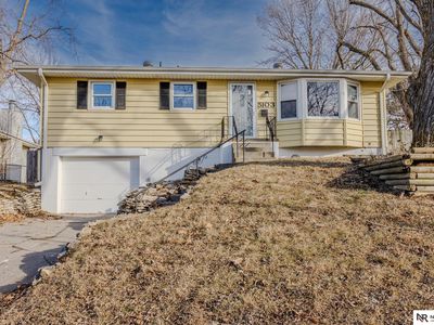 5103 S 92nd St, Omaha, NE, 68127