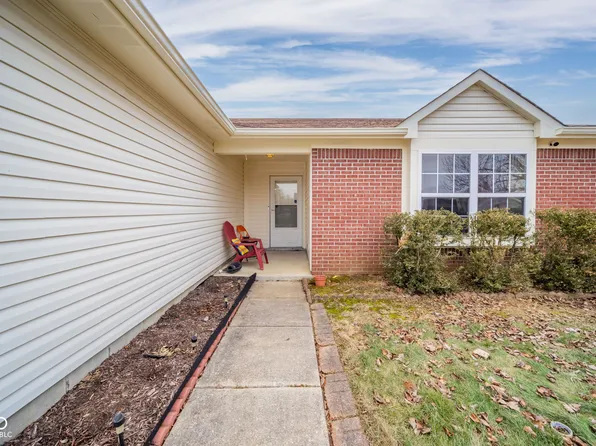 5347 Rolling River Ct, Indianapolis, IN 46221