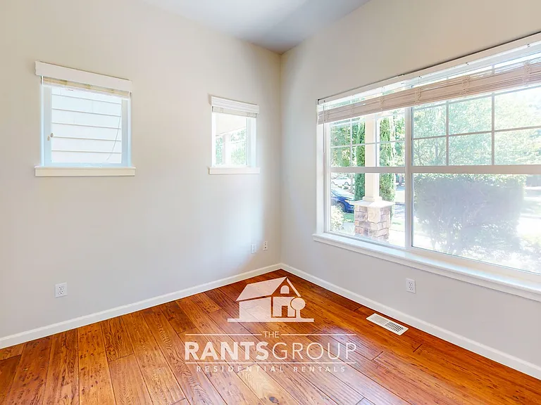 5146 Balustrade Blvd SE — Photo 4
