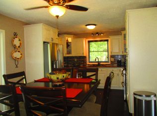 6015 Red Rock Ct, Louisville, KY 40219