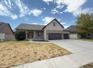 783 W Meadow Side Dr, Saratoga Springs, UT 84045