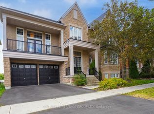 9 Alpaca Dr, Richmond Hill, ON L4E 0E6