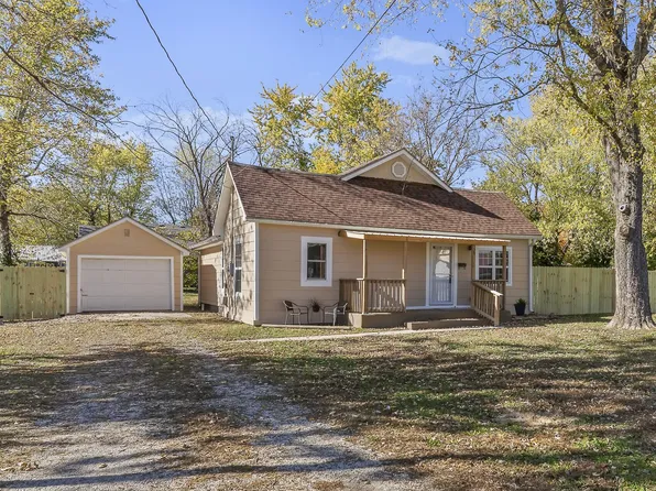 529 S Clay Street, Marshfield, MO 65706
