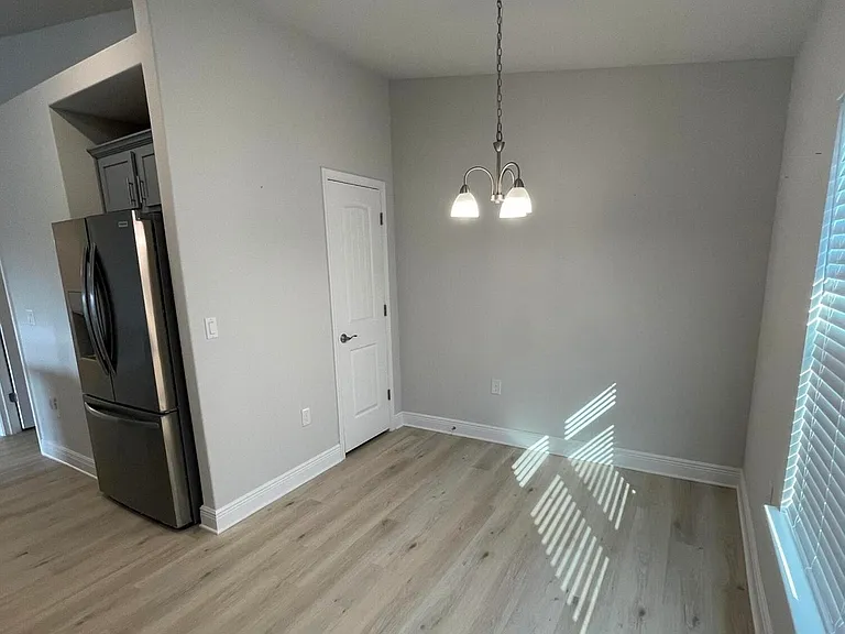 3851 Redbud Way — Photo 5