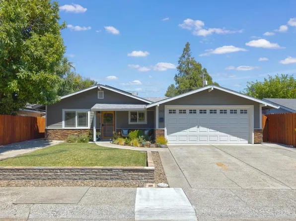 243 Cedar Street, Vacaville, CA 95688