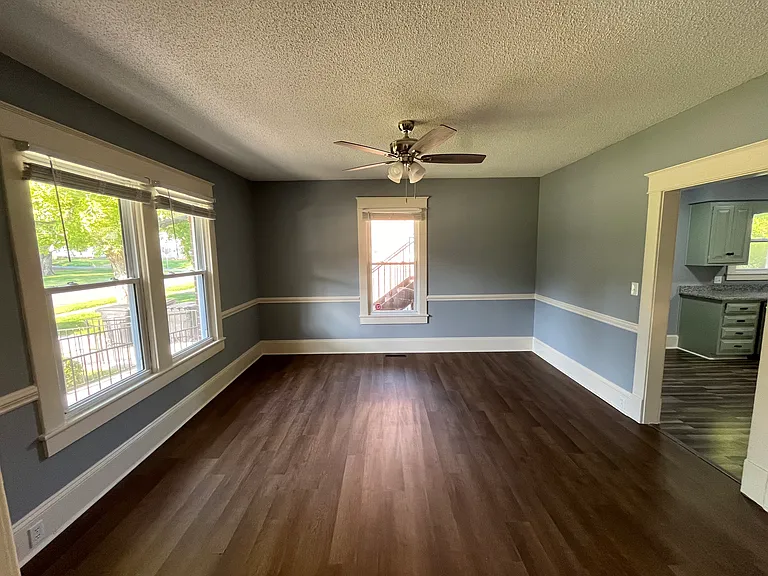 724 S Broad St — Photo 3