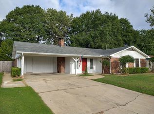 805 Beechnut St, Tupelo, MS 38801