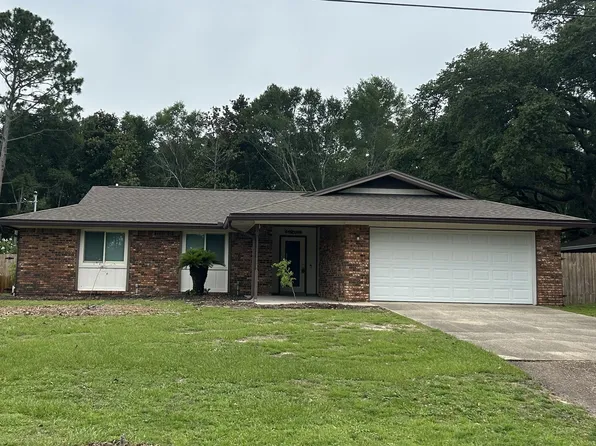 125 12th Ave, Shalimar, FL 32579
