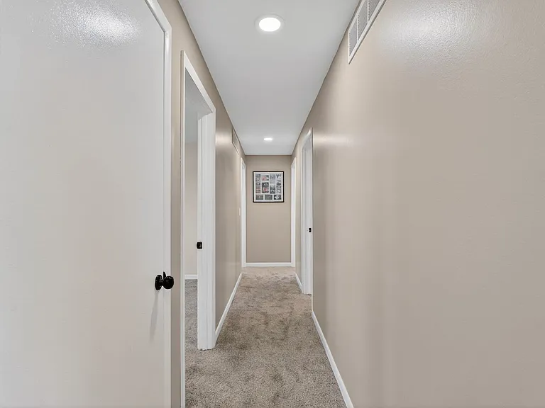 2091 W State Route 102 — Photo 20