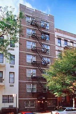 Rented by FirstService Realty (legacy) | media 22