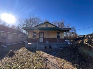 1591 Carpenter St, Memphis, TN 38108