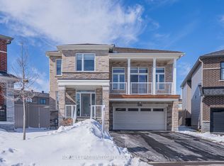 1027 Parabolica Way, Ottawa, ON K2T 0R1