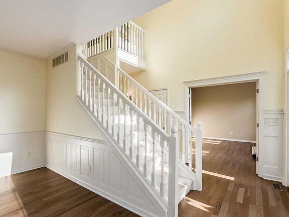 3rd image of 4219 Bryson Cove Cir