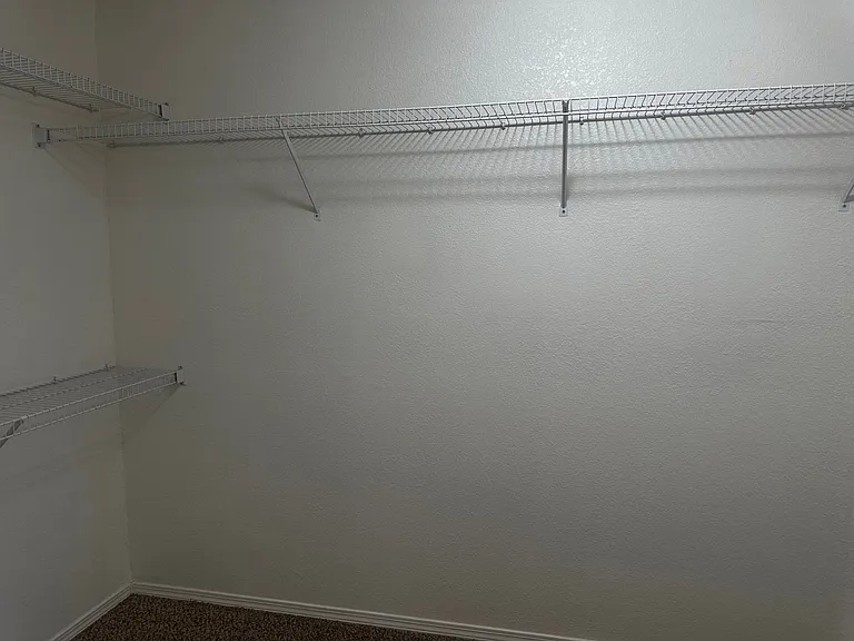 504 Leeward Dr NW — Photo 16