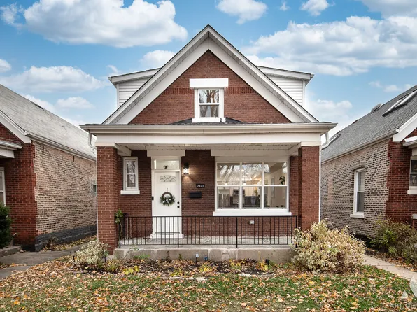 2321 Harvey Ave, Berwyn, IL 60402