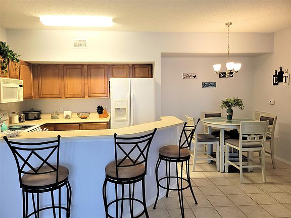 2nd image of 15585 Ocean Walk Cir APT 314