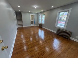 620 Drake Ave, Roselle, NJ 07203