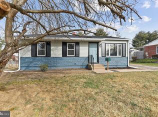 19 Greenview Ave, Reisterstown, MD 21136