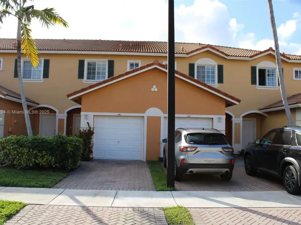 551 Saint Michelle Way #551, Margate, FL 33068
