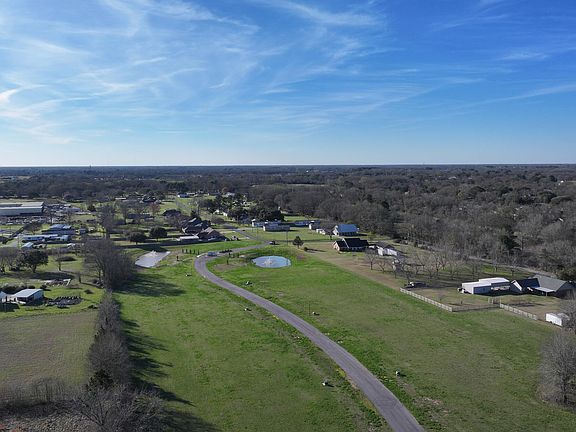 5th image of 109 Big Leaf Rd
