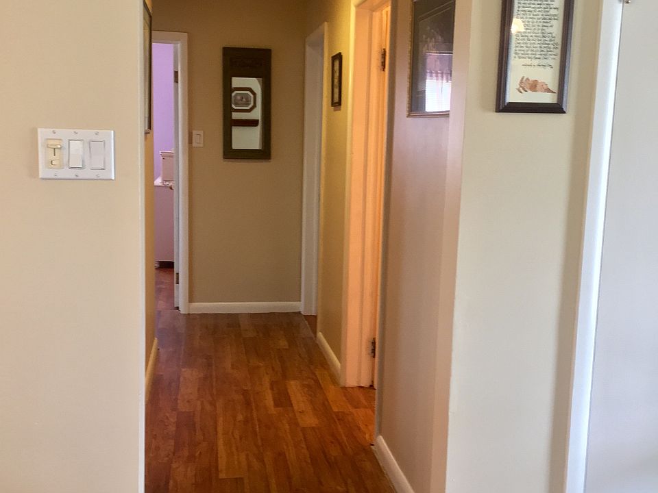 1st image of 12827 Cathedral Ave