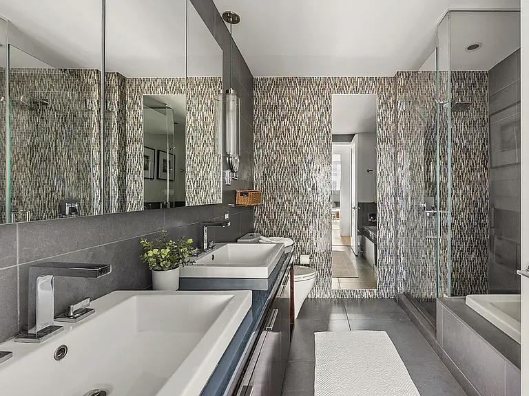 22 N 6th St #27D — Photo 8
