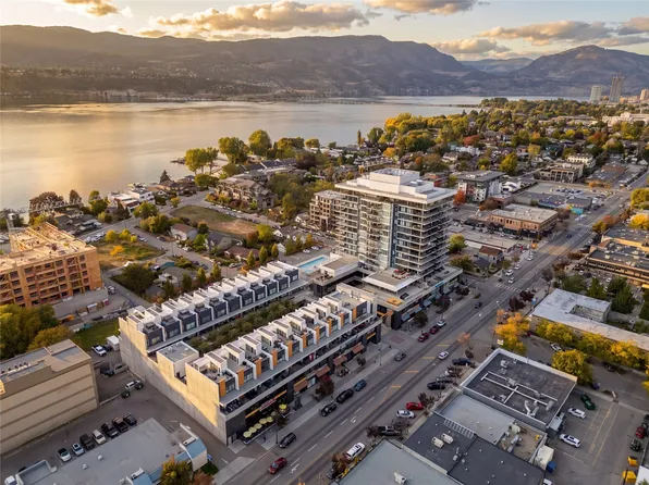 485 Groves Ave #704, Kelowna, BC V1Y 0C1