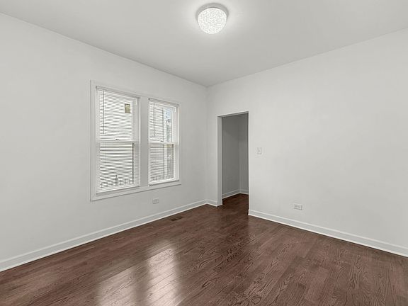 4th image of 2208 N Lavergne Ave