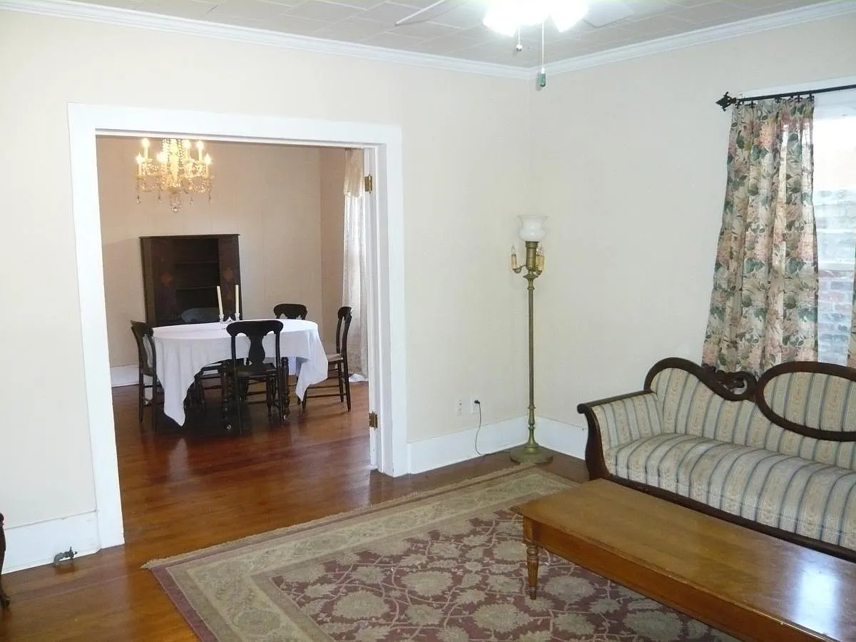 608 Madison Street — Photo 4