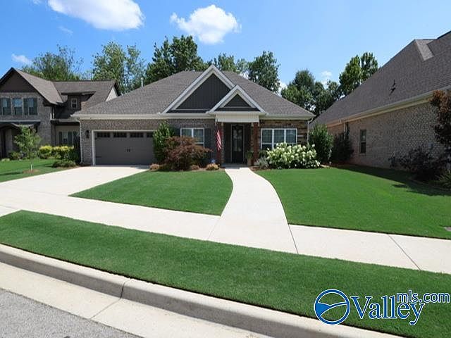 1st image of 26 Cobbs Cove Way SE