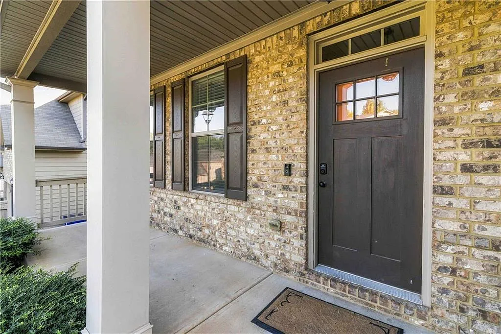 5 bed, 2.5 bath, 3170 sqft, $3,500 — Photo 3