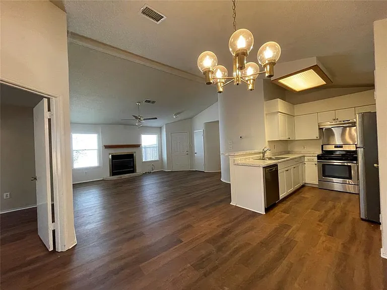 12607 Olympiad Dr — Photo 8